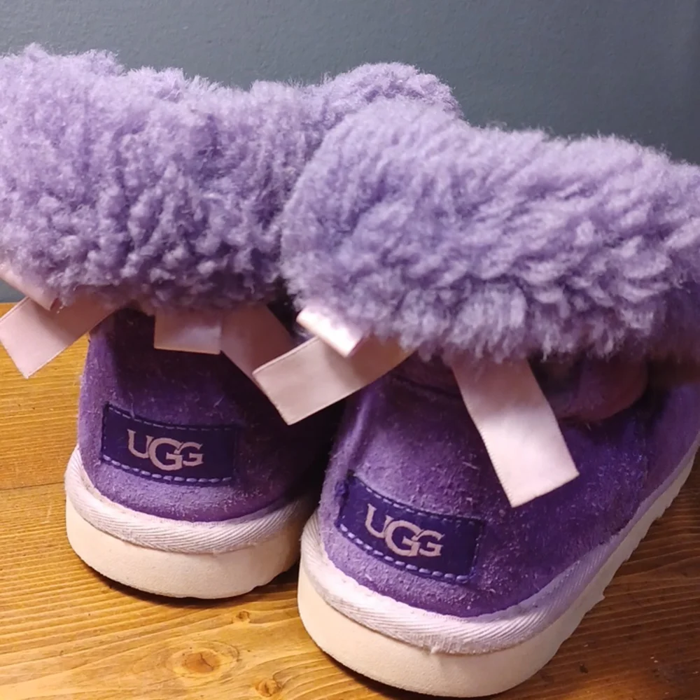 Ugg Kids Bailey boots